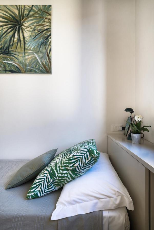 شقة Mansardina - 1 Min From Accademia - Duplex Stylish And Cosy البندقية المظهر الخارجي الصورة